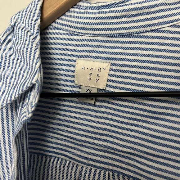 XS blue and white striped button down cardigan - Picture 2 of 4